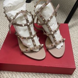 Valentino heeled sandals. Size 40